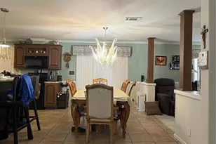 7310 Riverview Dr, Riverview, FL 33578 - Photo 9
