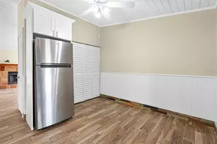 1205 Mohrlake Dr, Brandon, FL 33511 - Photo 7