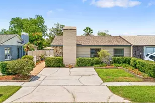 1205 Mohrlake Dr, Brandon, FL 33511 - Photo 43