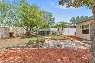 1205 Mohrlake Drive, Brandon, FL 33511 - Photo 27