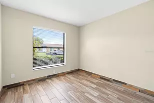 1205 Mohrlake Dr, Brandon, FL 33511 - Photo 17