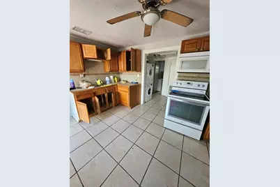 7810 Boca Ciega Drive, Saint Pete Beach, FL 33706 - Photo 3