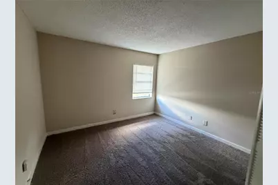 7144 Waterside Drive, Tampa, FL 33617 - Photo 5