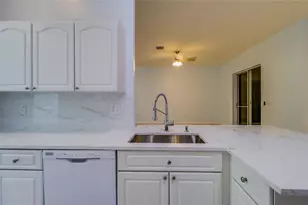 207 Taylor Bay Ln, Brandon, FL 33510 - Photo 23