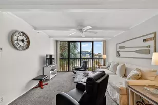 255 Dolphin Point, Clearwater, FL 33767 - Photo 13