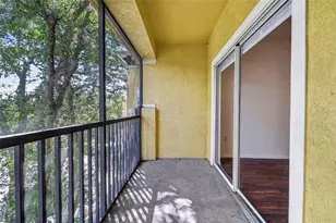 10103 Courtney Oaks Cir, Tampa, FL 33619 - Photo 19