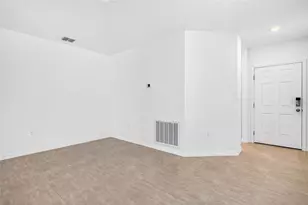 12449 Whisk Ct, Hudson, FL 34669 - Photo 7