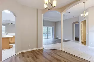 10221 Garden Alcove Dr, Tampa, FL 33647 - Photo 13
