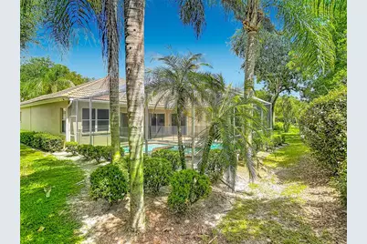 10221 Garden Alcove Drive, Tampa, FL 33647 - Photo 57