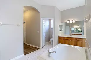 10221 Garden Alcove Dr, Tampa, FL 33647 - Photo 35