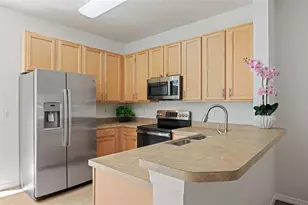 11608 Declaration Dr, Tampa, FL 33635 - Photo 13