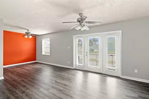 3889 Pompano Dr SE, Saint Petersburg, FL 33705 - Photo 19