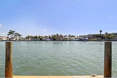 11225 4th Street E, Treasure Island, FL 33706 - Photo 29