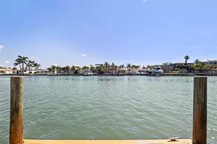 11225 4th St E, Treasure Island, FL 33706 - Photo 29