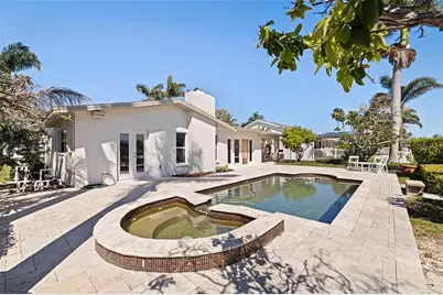 11225 4th Street E, Treasure Island, FL 33706 - Photo 27