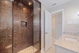 11225 4th St E, Treasure Island, FL 33706 - Photo 21