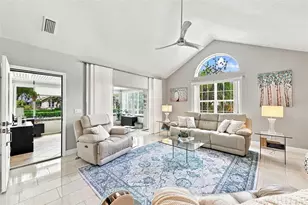 1131 Golfview Woods Dr, Ruskin, FL 33573 - Photo 9