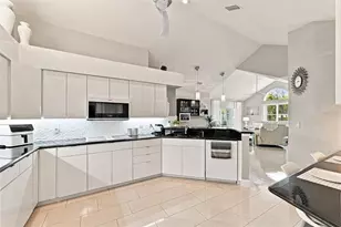 1131 Golfview Woods Dr, Ruskin, FL 33573 - Photo 17