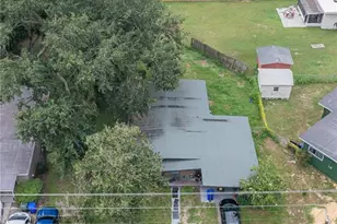 2021 S Crystal Lake Dr, Lakeland, FL 33801 - Photo 3