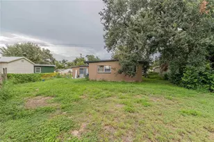 2021 S Crystal Lake Dr, Lakeland, FL 33801 - Photo 7