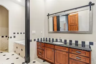 10641 Broadland Pass, Thonotosassa, FL 33592 - Photo 51