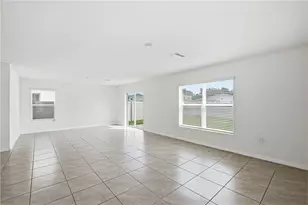 4568 Sand Dollar Wy, Zephyrhills, FL 33541 - Photo 7