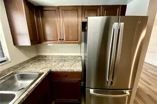 4041 53rd Ave N, Saint Petersburg, FL 33714 - Photo 3