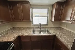 4041 53rd Ave N, Saint Petersburg, FL 33714 - Photo 5