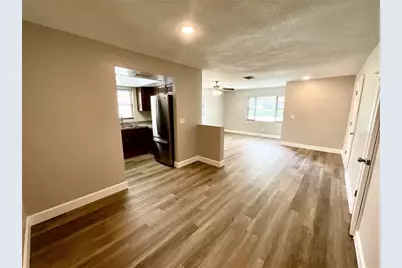 4041 53rd Avenue N, Saint Petersburg, FL 33714 - Photo 11