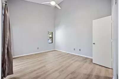 300 S Florida Avenue #100K, Tarpon Springs, FL 34689 - Photo 21