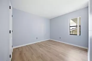 300 S Florida Ave, Tarpon Springs, FL 34689 - Photo 23