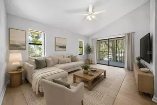 300 S Florida Ave, Tarpon Springs, FL 34689 - Photo 9