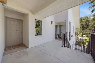 300 S Florida Ave, Tarpon Springs, FL 34689 - Photo 1