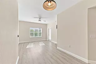 200 4th Ave S, Saint Petersburg, FL 33701 - Photo 15