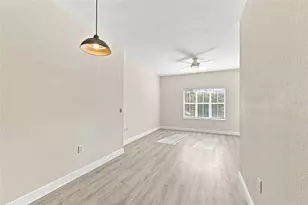 200 4th Ave S, Saint Petersburg, FL 33701 - Photo 13