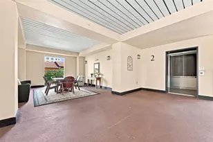 200 4th Ave S, Saint Petersburg, FL 33701 - Photo 3