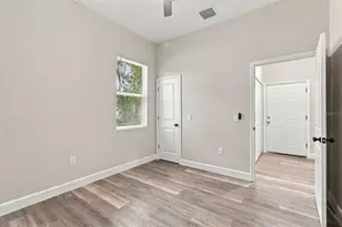 308 E Damon St, Plant City, FL 33563 - Photo 9