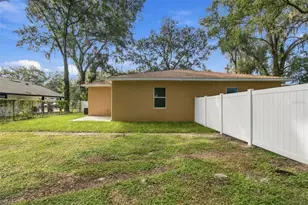 308 E Damon St, Plant City, FL 33563 - Photo 5
