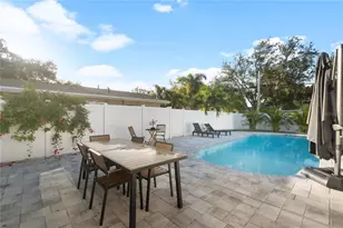 782 41st Ave NE, Saint Petersburg, FL 33703 - Photo 3
