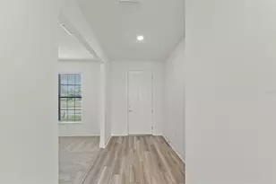 2736 Winding Crk Trl, North Port, FL 34289 - Photo 5