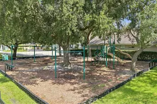 18022 Lake Reflections Blvd, Lutz, FL 33558 - Photo 31