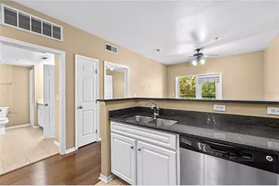 1810 E Palm Avenue #5211, Tampa, FL 33605 - Photo 11