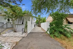 2710 16th Ave N, Saint Petersburg, FL 33713 - Photo 3