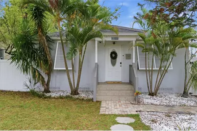 2710 16th Avenue N, Saint Petersburg, FL 33713 - Photo 1