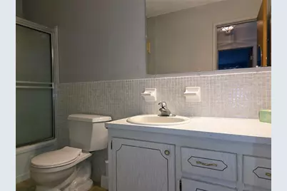 3018 59th Street S #303, Gulfport, FL 33707 - Photo 21