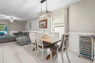 407 Royal Empress Dr, Ruskin, FL 33570 - Photo 11
