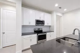 2404 Arch Ave, Oldsmar, FL 34677 - Photo 17