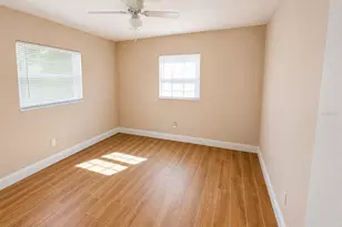 6041 Dublin Dr, New Port Richey, FL 34653 - Photo 9