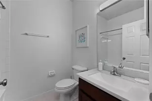 9410 Georgian Park Ln, Tampa, FL 33626 - Photo 21