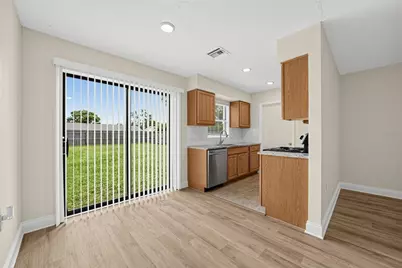 5635 Stull Avenue, Orlando, FL 32810 - Photo 11